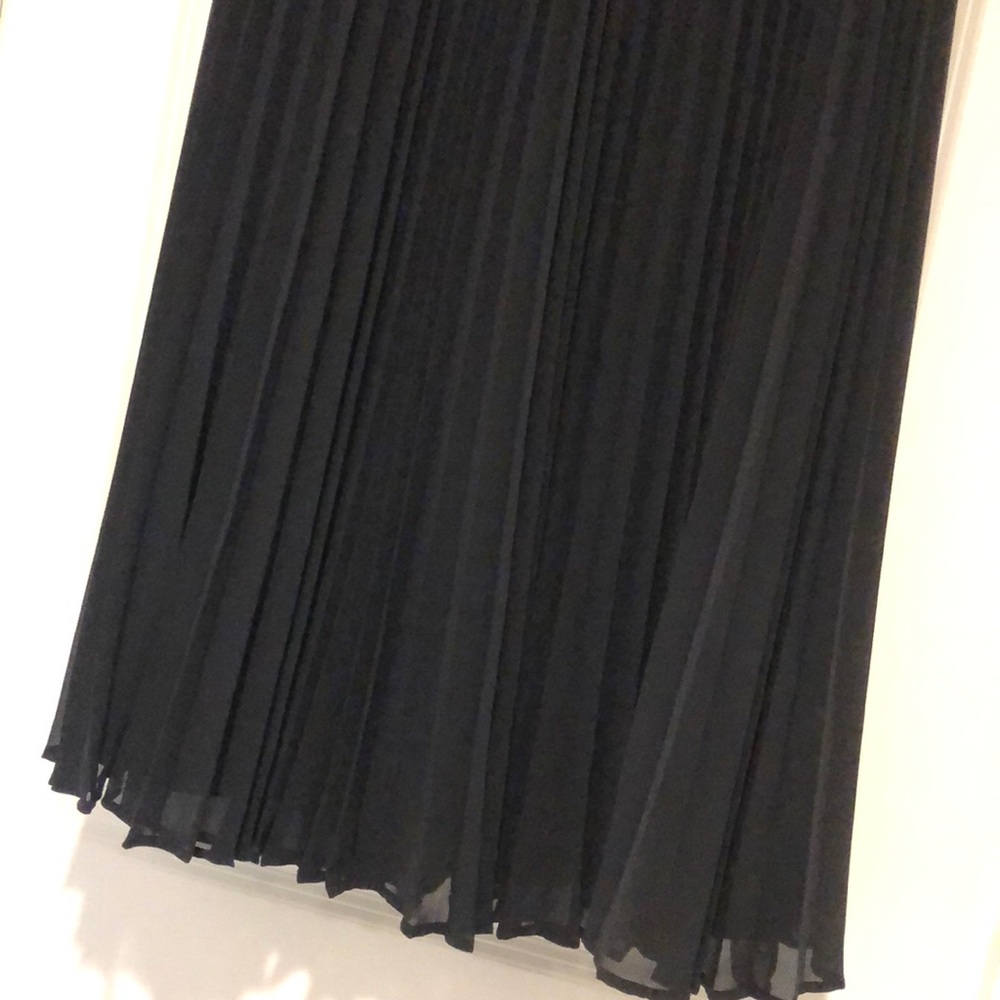 Liz Claiborne pleated full maxi skirt